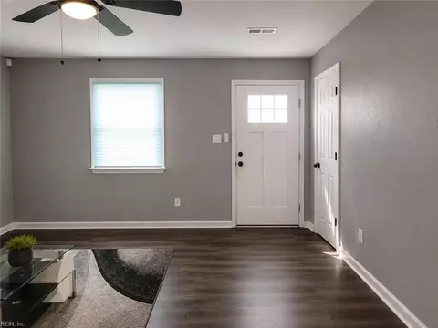 Entry Way - 239 Libby St, Hampton, VA 23663 photo 2 of 2