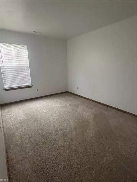 Bedroom - 3301 Clover Meadows Dr, Chesapeake, VA 23321 photo 2 of 2