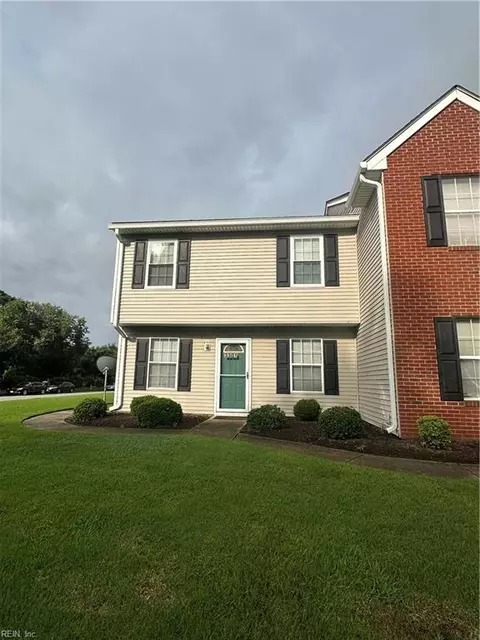 Exterior - 3301 Clover Meadows Dr, Chesapeake, VA 23321 photo 3 of 4