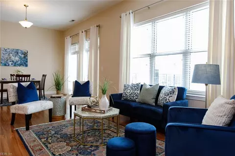 670 Town Center Dr #405, Newport News, VA 23606