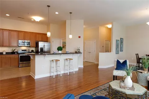 670 Town Center Dr #405, Newport News, VA 23606