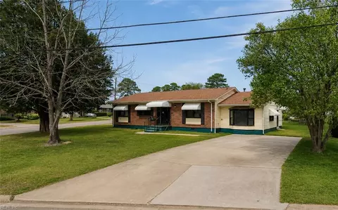 1112 Warfield Dr, Portsmouth, VA 23701