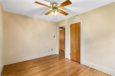 Bedroom - 91 Alleghany Rd, Hampton, VA 23661 photo 5 of 7