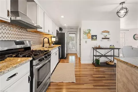 Kitchen - 2215 Rawood Dr, Hampton, VA 23663 photo 5 of 5