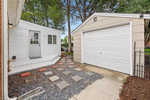 Exterior - 2215 Rawood Dr, Hampton, VA 23663 photo 9 of 14