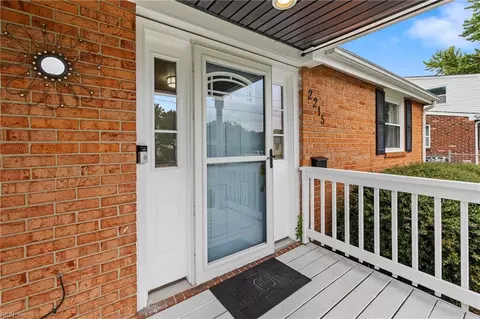 Exterior - 2215 Rawood Dr, Hampton, VA 23663 photo 7 of 14