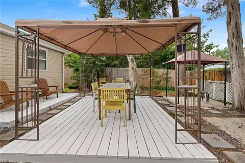 Exterior - 2215 Rawood Dr, Hampton, VA 23663 photo 12 of 14