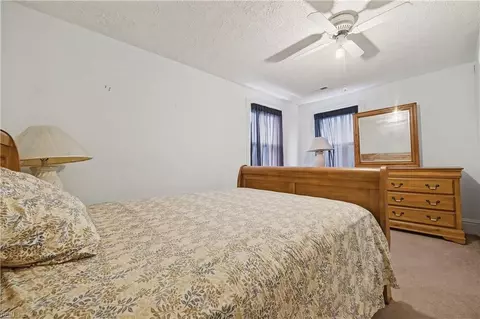 Bedroom - 333 Elm Ave, Hampton, VA 23669 photo 4 of 5