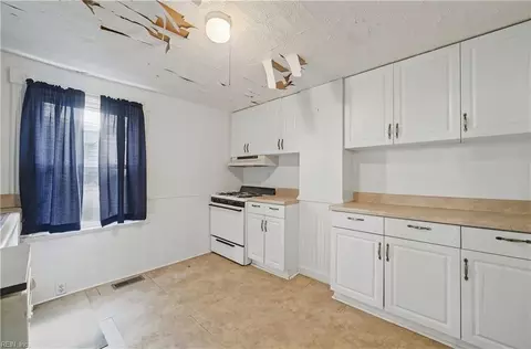 Other - 333 Elm Ave, Hampton, VA 23669 photo 2 of 5