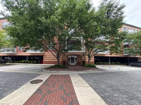 249 W Freemason St #200, Norfolk, VA 23510