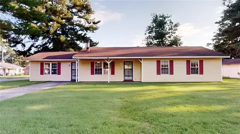 4710 Milan Dr, Portsmouth, VA 23703