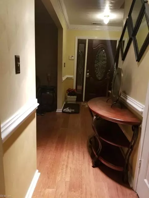 Entry Way - 606 Burton St, Hampton, VA 23666 photo 1 of 2