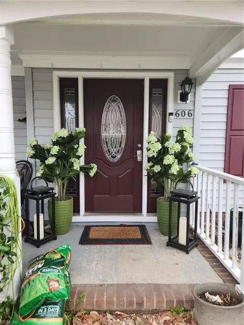 Exterior - 606 Burton St, Hampton, VA 23666 photo 2 of 12