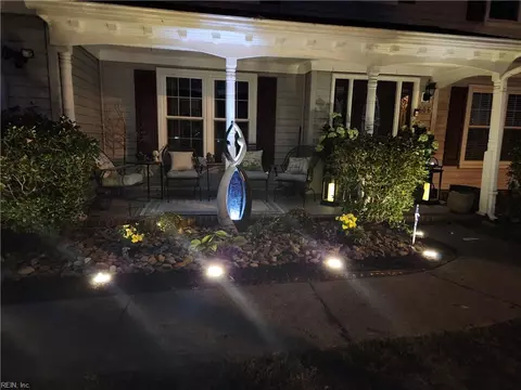 Exterior - 606 Burton St, Hampton, VA 23666 photo 4 of 12