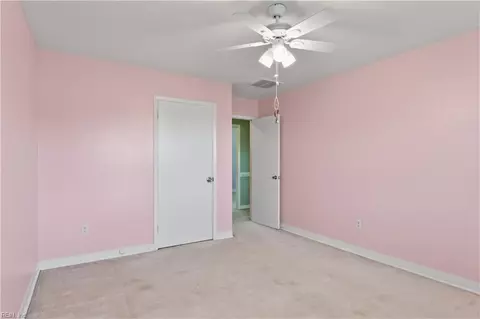 Bedroom - 101 Barcroft Dr, Smithfield, VA 23430 photo 2 of 5
