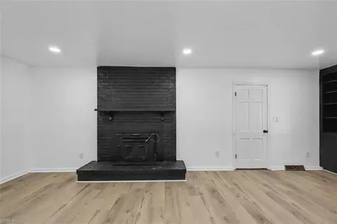 Living - 212 Watkins Dr, Hampton, VA 23669 photo 4 of 8