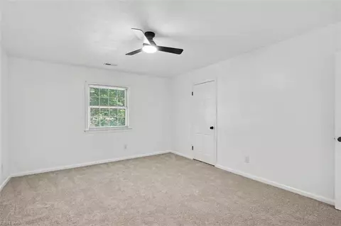 Bedroom - 212 Watkins Dr, Hampton, VA 23669 photo 4 of 7