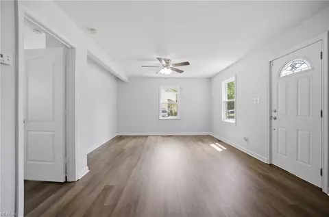 Living - 2801 Dunkirk Ave, Norfolk, VA 23509 photo 1 of 2