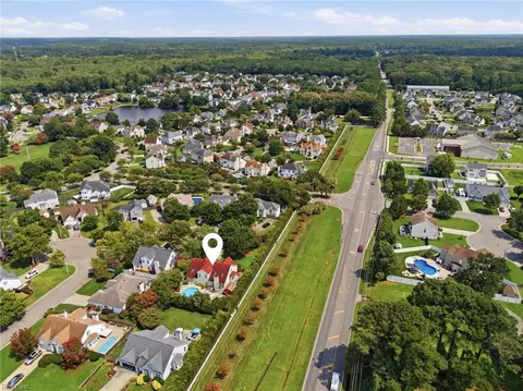 4448 Crow Wing Dr, Virginia Beach, VA 23456