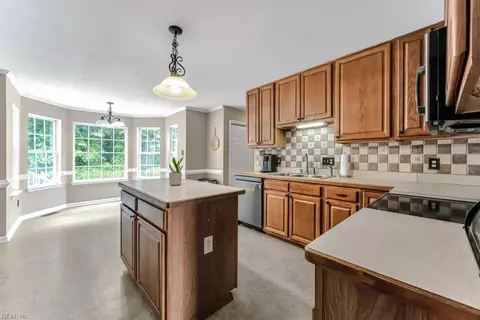 Kitchen - 963 Speight Lyons Loop, Chesapeake, VA 23322 photo 4 of 4