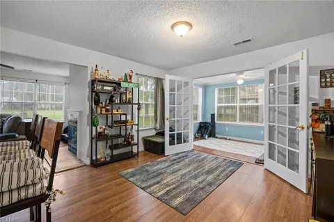 5013 Thatcher Way, Virginia Beach, VA 23456