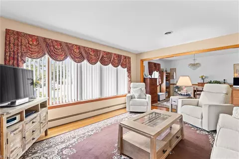 Living - 5601 Lambeth Pl, Suffolk, VA 23435 photo 1 of 1