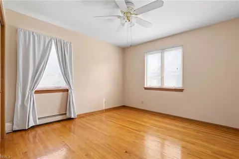 Bedroom - 5601 Lambeth Pl, Suffolk, VA 23435 photo 2 of 3