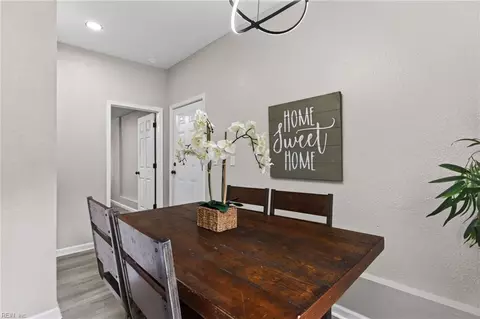 Dining - 804 Teach St, Hampton, VA 23661 photo 2 of 3