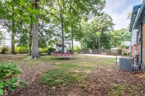 Exterior - 45 Azalea Dr, Hampton, VA 23669 photo 12 of 13