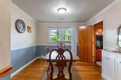 Dining - 45 Azalea Dr, Hampton, VA 23669 photo 1 of 2