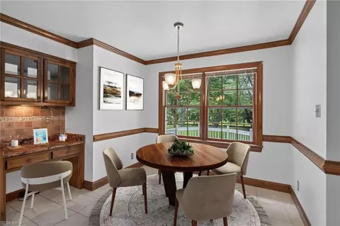 Dining - 1416 Pine Grove Ln, Chesapeake, VA 23321 photo 2 of 3