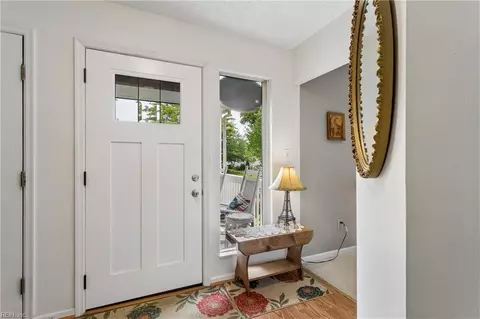 Entry Way - 162 Alaric Dr, Hampton, VA 23664 photo 3 of 3