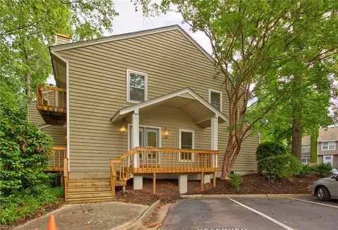 2719 Seashore Cv, Virginia Beach, VA 23454