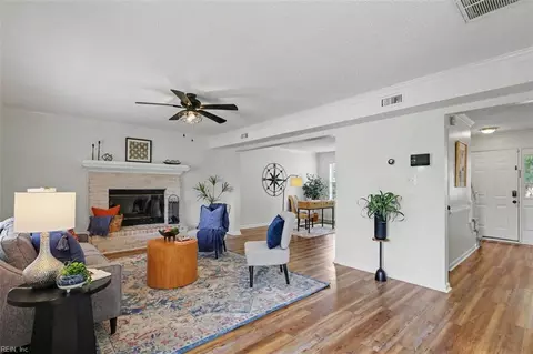 884 Levy Loop, Virginia Beach, VA 23454