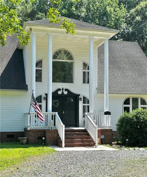 100 Cutter Ln, Knotts Island, NC 27950