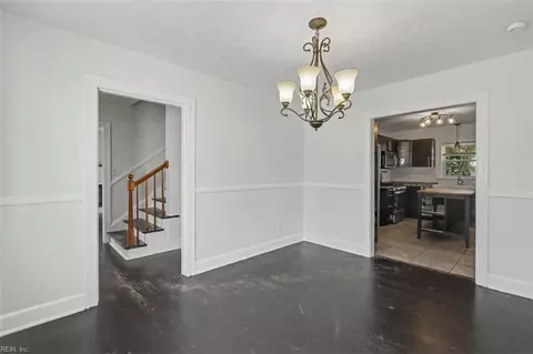 Dining - 28 N Greenfield Ave, Hampton, VA 23666 photo 2 of 2