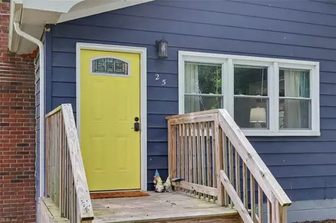 25 Murray Ave, Hampton, VA 23666 photo 3