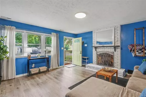 25 Murray Ave, Hampton, VA 23666 photo 7