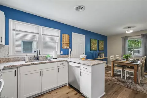 25 Murray Ave, Hampton, VA 23666 photo 18