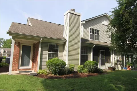 1641 Orchard Grove Dr, Chesapeake, VA 23320