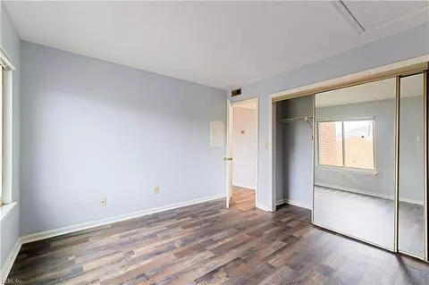 Bedroom - 19 Haverford Ct, Hampton, VA 23666 photo 3 of 3