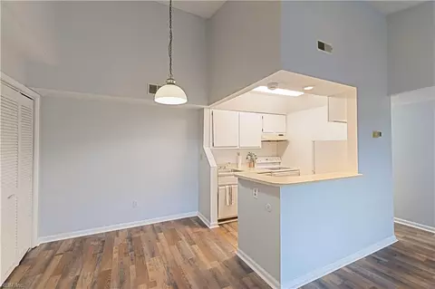 Dining - 19 Haverford Ct, Hampton, VA 23666 photo 1 of 2