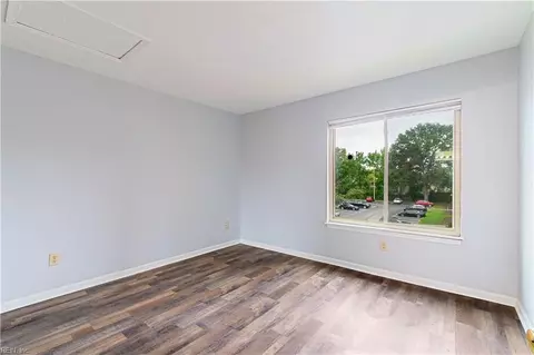 Bedroom - 19 Haverford Ct, Hampton, VA 23666 photo 1 of 3