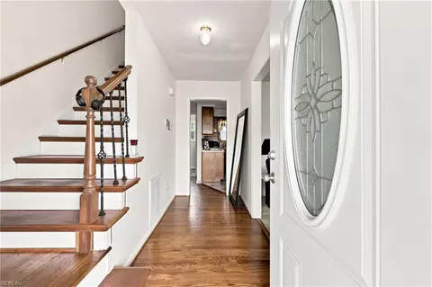 Entry Way - 13 Jodys Way, Hampton, VA 23666 photo 1 of 4