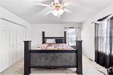 Bedroom - 13 Jodys Way, Hampton, VA 23666 photo 3 of 6
