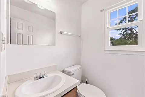 Bath - 13 Jodys Way, Hampton, VA 23666 photo 1 of 5