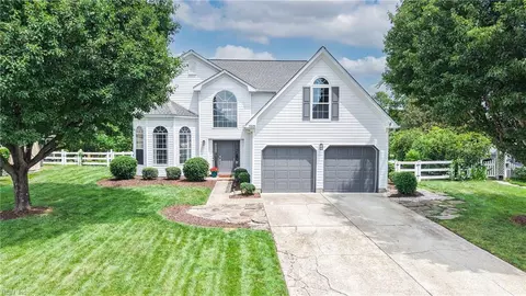 3329 Fayette Dr, Virginia Beach, VA 23456