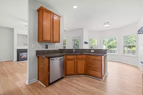 Kitchen - 725 Beach Rd, Hampton, VA 23664 photo 2 of 3