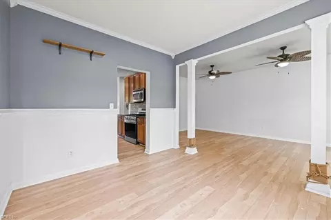 Living - 725 Beach Rd, Hampton, VA 23664 photo 5 of 13