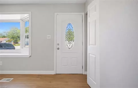 Entry Way - 55 Calvary Terrace Ter, Hampton, VA 23666 photo 1 of 1